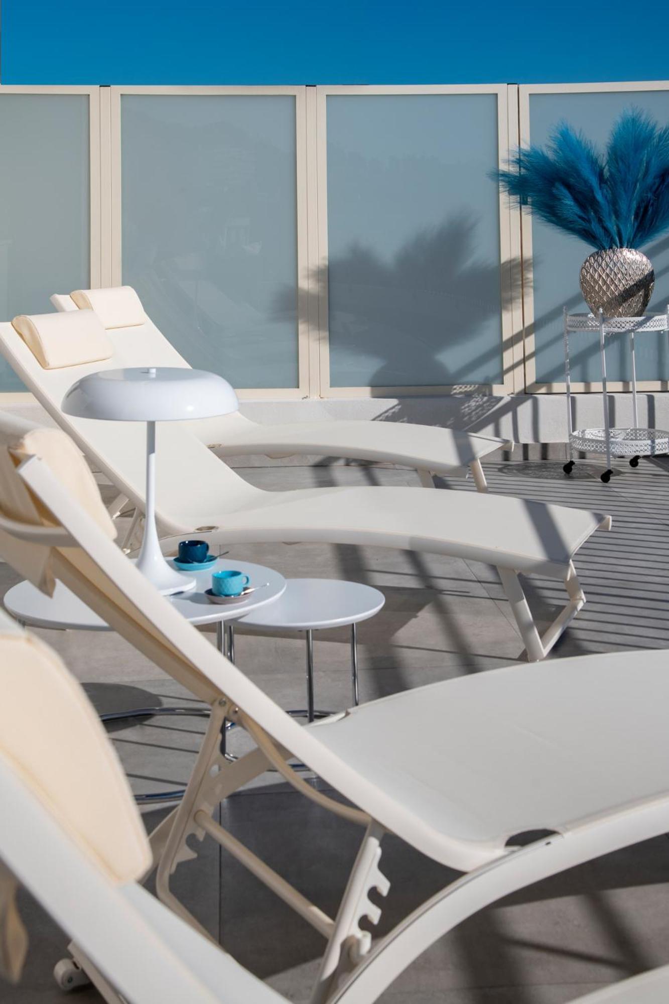 Residence Hoteliere Chambord Au Coeur De Menton - Entierement Renovee 外观 照片