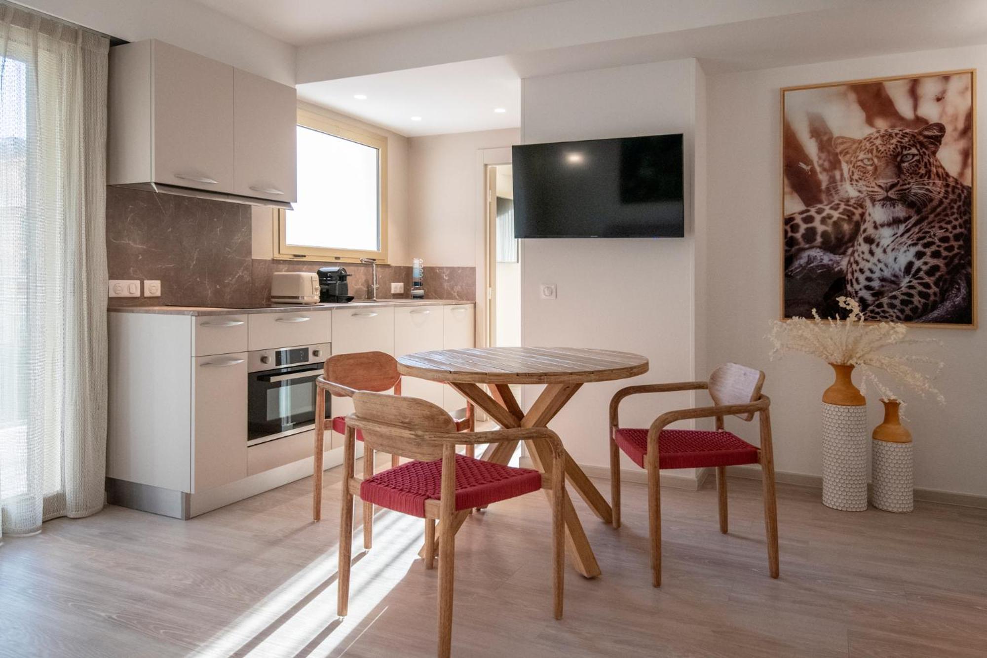 Residence Hoteliere Chambord Au Coeur De Menton - Entierement Renovee 外观 照片