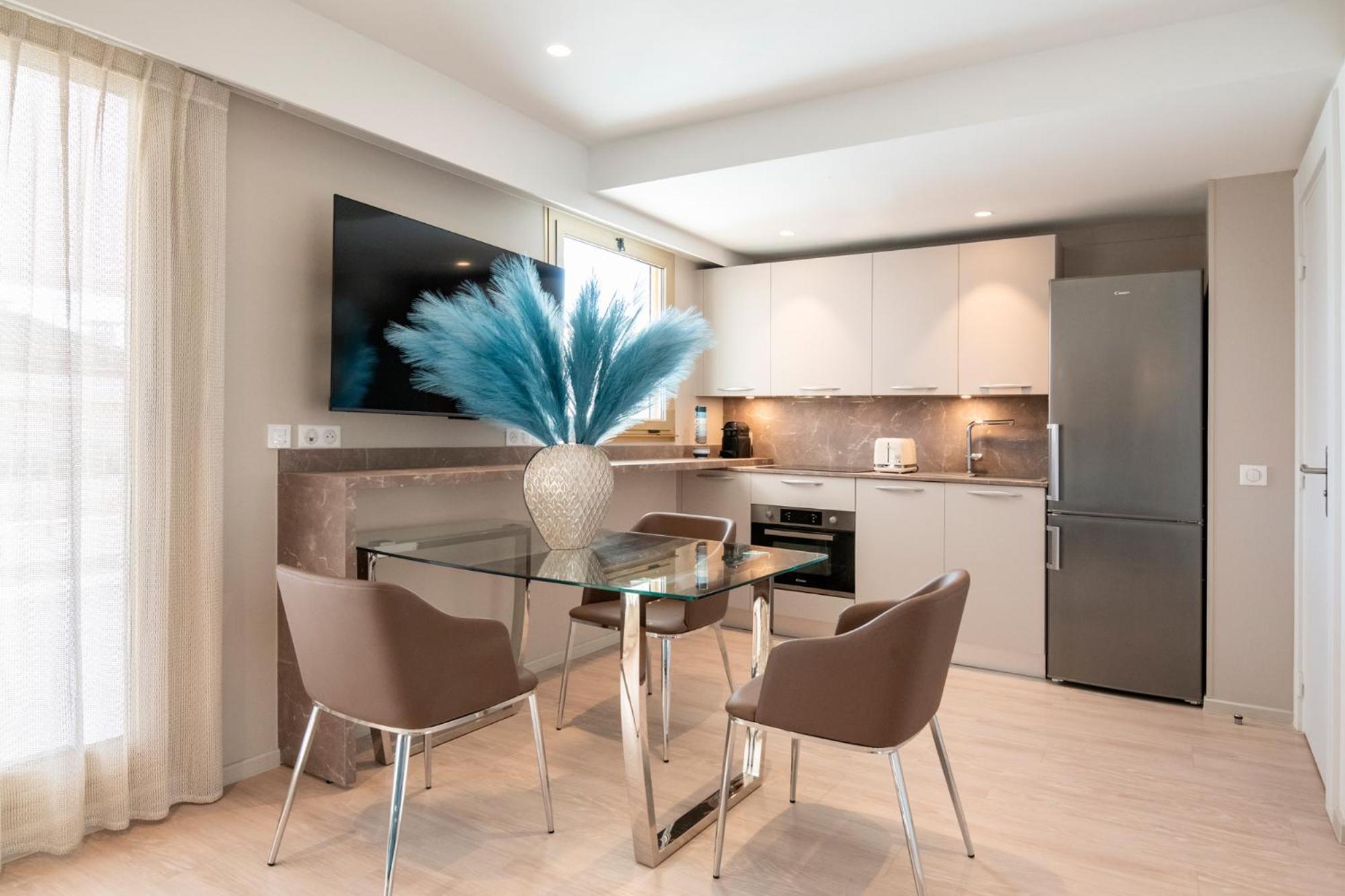 Residence Hoteliere Chambord Au Coeur De Menton - Entierement Renovee 外观 照片